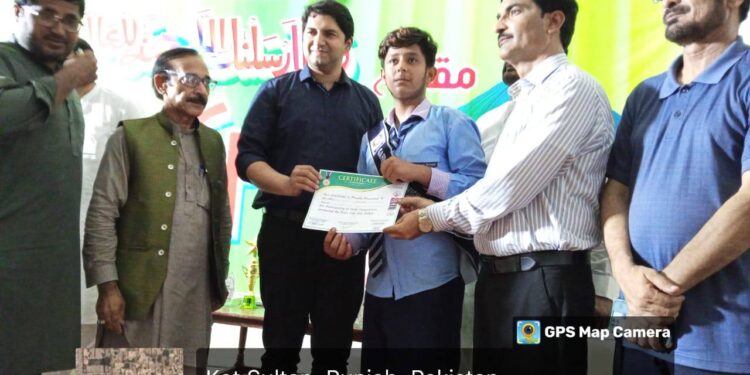 پریس کلب کوٹ سلطان کے زیرِ اہتمام ایمان افروز نعتیہ محفل، 137 طلبہ کی شرکت