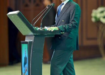 دہشتگردی کے خلاف جنگ جاری رہے گی – وزیراعظم کا سمبازا آپریشن پر سکیورٹی فورسز کو خراج تحسین