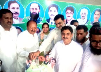 یومِ آزادی کے دن سمعیہ عطا شہانی ایم پی اے کا لیہ میں سیکرٹریٹ کا افتتاح