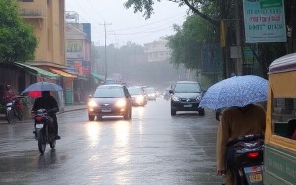 لاہور میں تیز بارشوں سے نظامِ زندگی متاثر