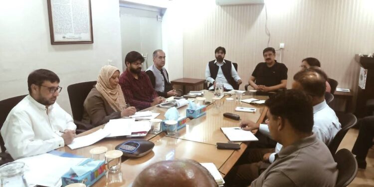 پنجاب ایجوکیشن فاؤنڈیشن میں تعلیمی منصوبوں پر اہم اجلاس