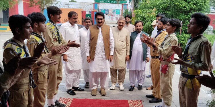 یومِ دفاع کے حوالے سے ایم سی ہائی اسکول لیہ میں پروقار تقریب