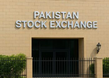 پاکستان اسٹاک ایکسچینج میں نئی بلندیاں، 100 انڈیکس 156 ہزار پوائنٹس سے تجاوز کرگیا