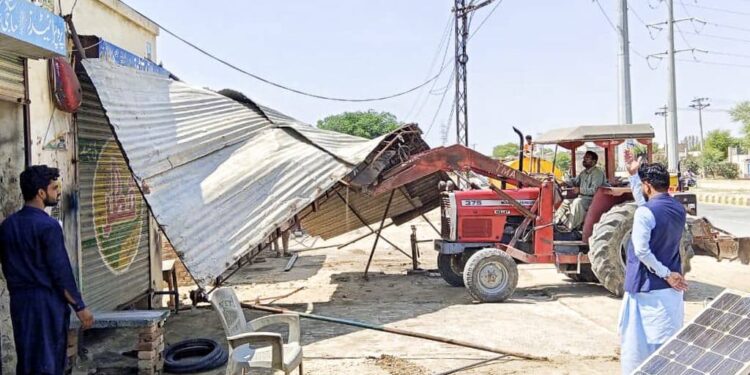 تجاوزات کے خلاف چوبارہ میں مؤثر آپریشن، عوامی سہولت کے لئے عملی اقدامات جاری