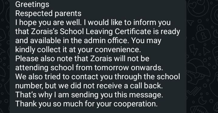سوال کرنا جرم بن گیا؟ والدین کے سوالات پر نجی سکول نے بچوں کو خارج کر دیا.والدین کا کہنا ہے کہ جب انہوں نے اسکول میں بنیادی سہولتوں، صفائی ستھرائی، پنکھوں کی کمی، اور مناسب فیس ڈھانچے کے حوالے سے سوالات اٹھائے تو اسکول انتظامیہ نے ان کے بچوں کو سزا کے طور پر اسکول سے خارج کر دیا۔