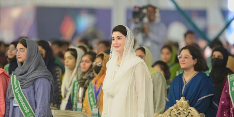 وزیراعلیٰ پنجاب مریم نواز شریف کے بڑے اعلانات: تعلیم، سہولیات اور خواتین کے لیے تاریخی اقدامات