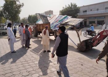 پیرا فورس کی کارروائی، غیر قانونی تعمیرات اور تجاوزات کا خاتمہ