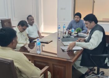 اوپن ڈور پالیسی کے تحت شہریوں کے مسائل کے فوری ازالے کے لیے اقدامات جاری ہیں۔ایڈیشنل ڈپٹی کمشنر جنرل شبیر احمد ڈوگر