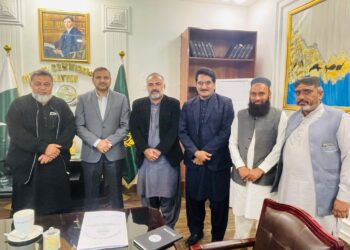 ڈپٹی کمشنر آصف علی ڈوگر سے صدر انجمنِ تاجران اظہر ہانس نے وفد کے ہمراہ ملاقات کی