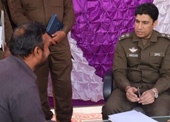 ڈی پی او لیہ حسن جاوید بھٹی کی تھانہ سٹی کے مختلف مقامات پر کھلی کچہریاں، شہریوں کے مسائل کے فوری حل کی یقین دہانی